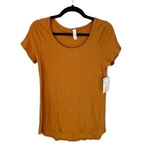 LuLaRoe Classic T Shirt XS Solid‎ Ribbed Butterscotch Brown NWT